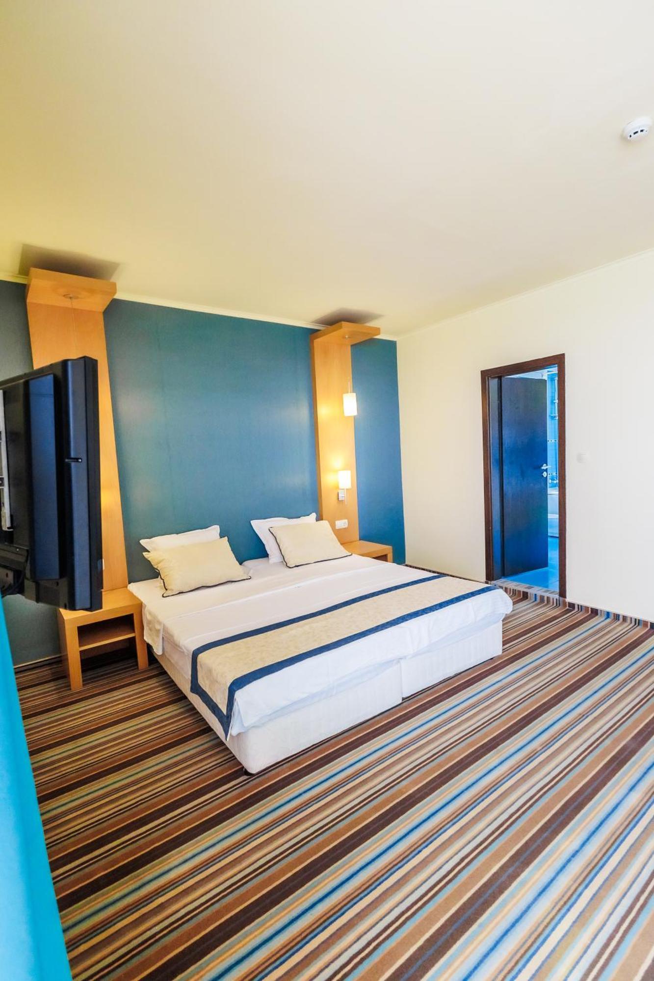 Mirage Hotel Несебир Екстер'єр фото